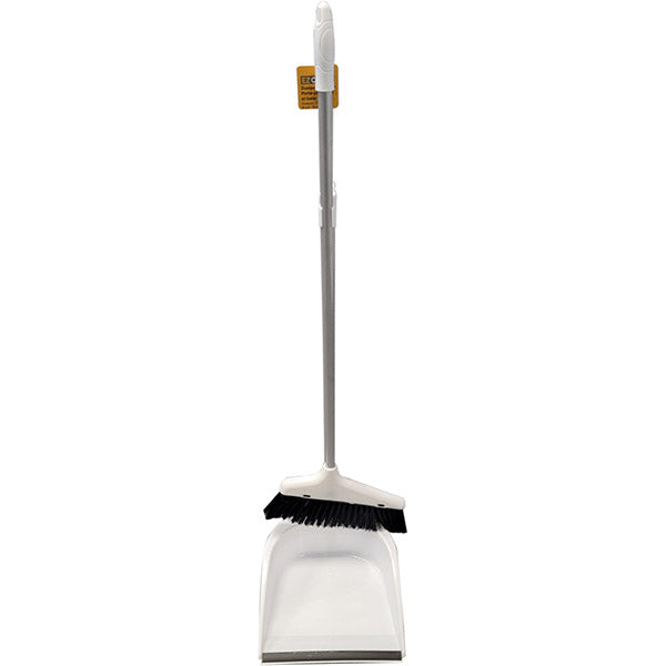 Balai avec porte-poussière