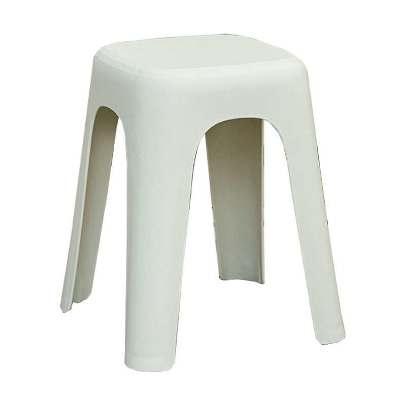 Tabouret en plastique robuste 19 pouces
